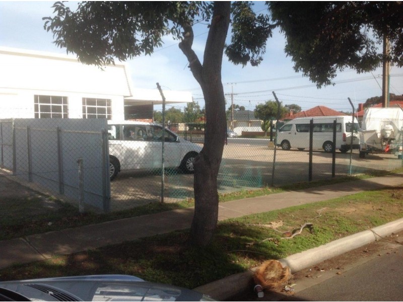 *111 Tapleys Hill Road, Hendon SA 5014