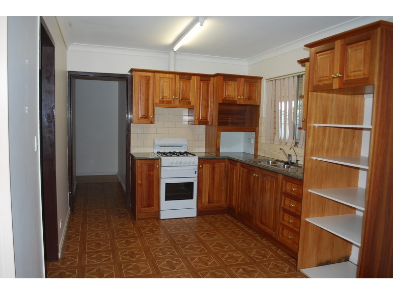 16 Carbenet Drive, Hackham SA 5163