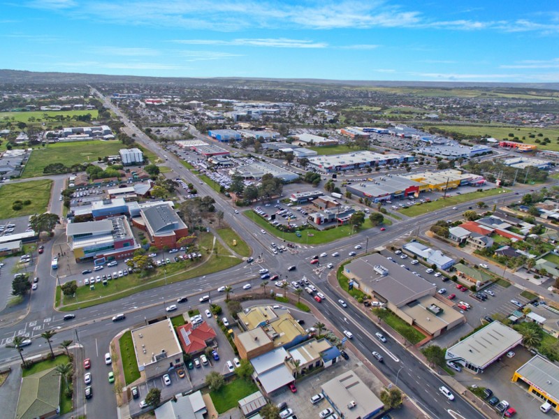 1 & 2/145 Beach Road, Christies Beach SA 5165