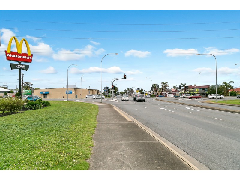 1 & 2/145 Beach Road, Christies Beach SA 5165