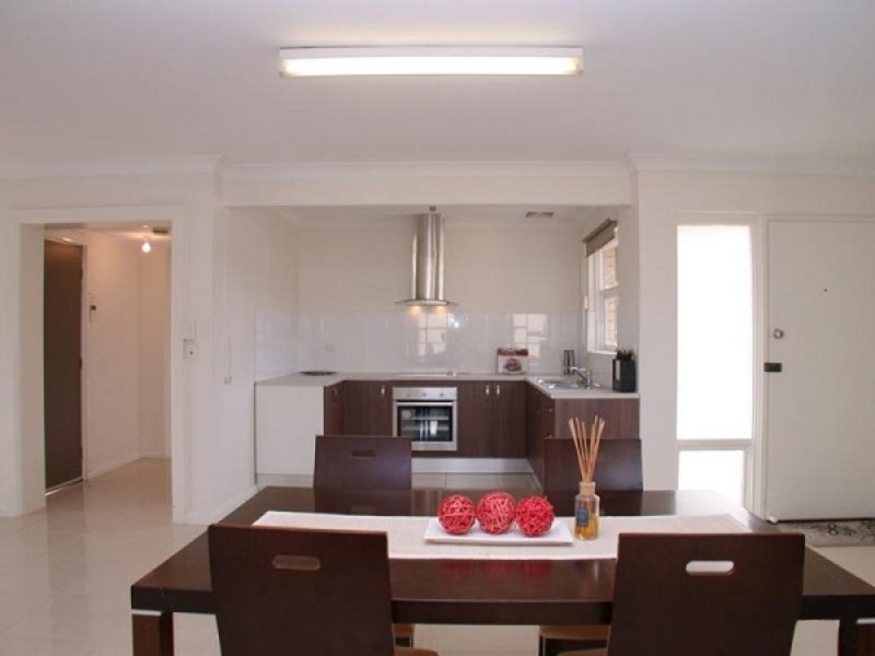 1 Scottsglade Road, Christie Downs SA 5164