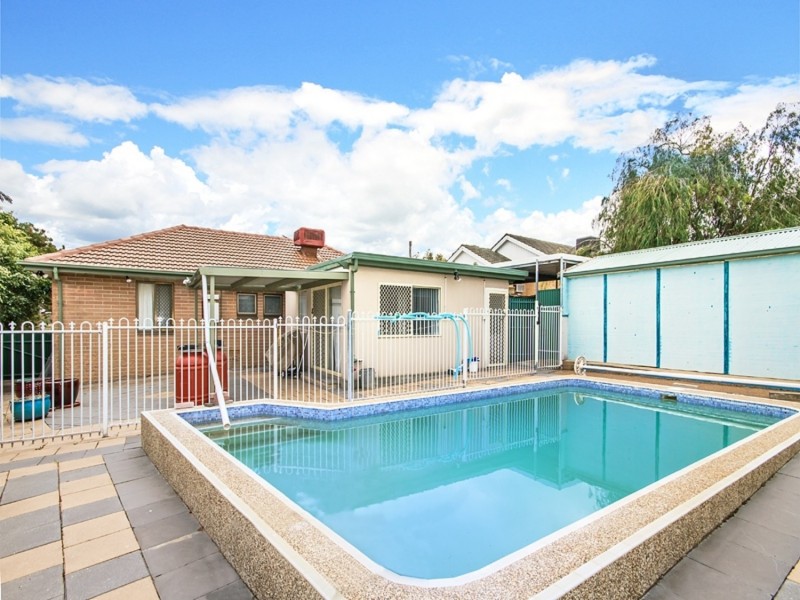 4 Carmichael Road, Christies Beach SA 5165