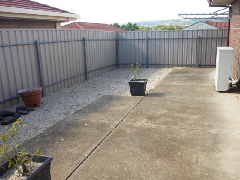 3/11 Buttercup Grove, Morphett Vale SA 5162