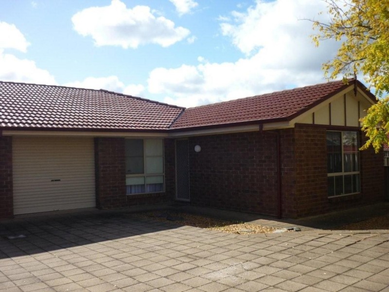 3/11 Buttercup Grove, Morphett Vale SA 5162