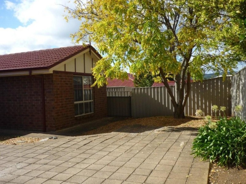 3/11 Buttercup Grove, Morphett Vale SA 5162