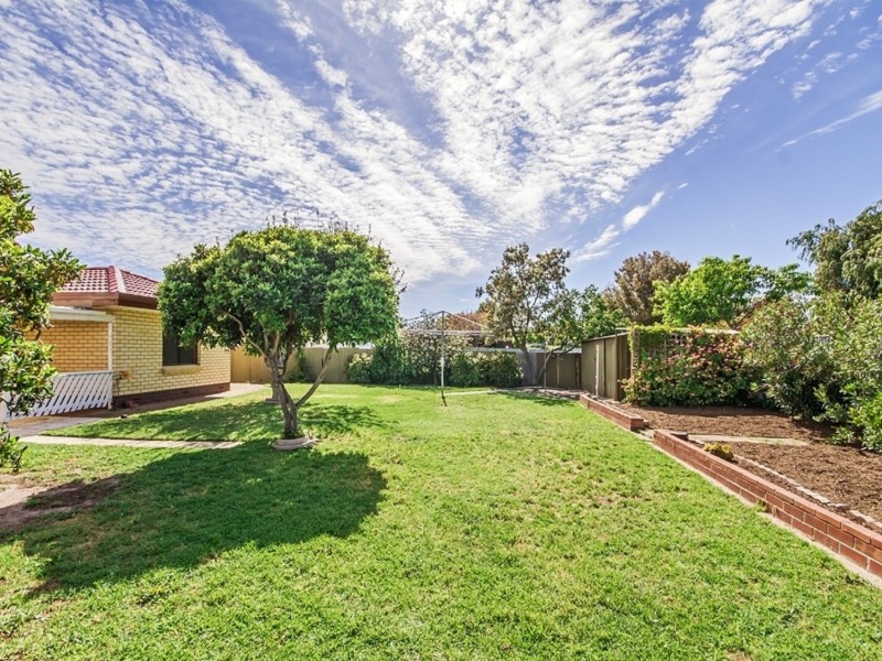 4 Bruce Avenue, Christies Beach SA 5165
