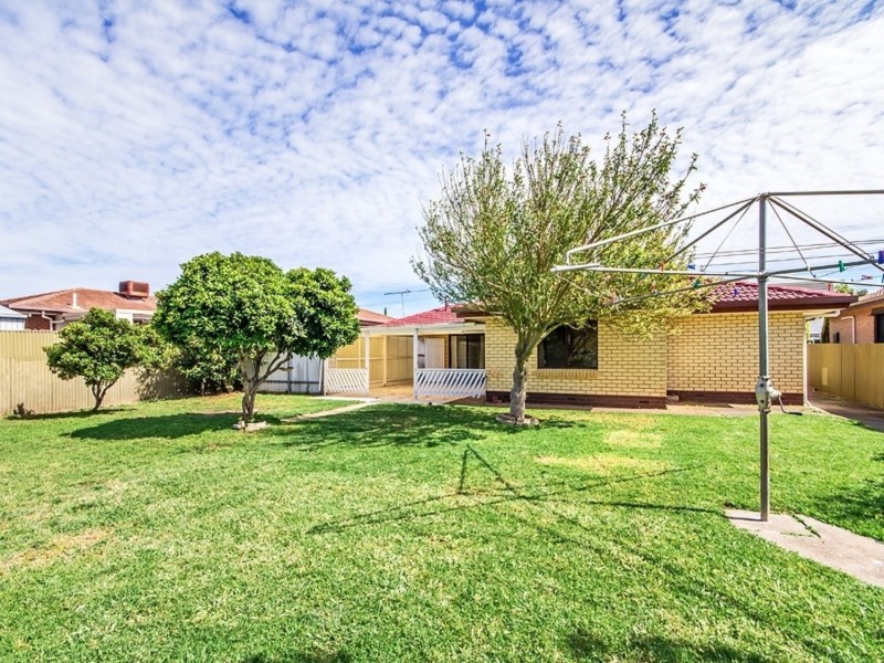 4 Bruce Avenue, Christies Beach SA 5165