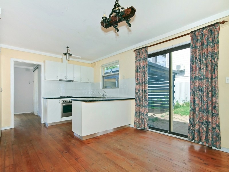 25 Macquarie Street, Moana SA 5169