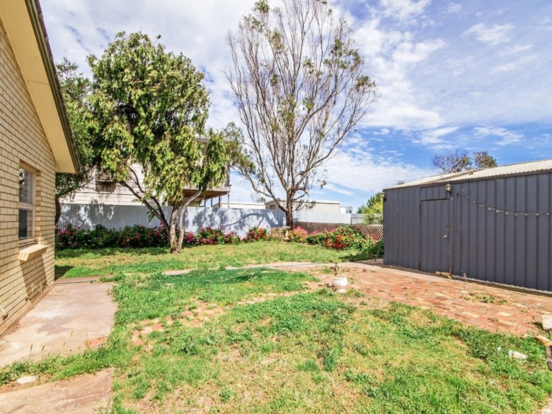 25 Macquarie Street, Moana SA 5169