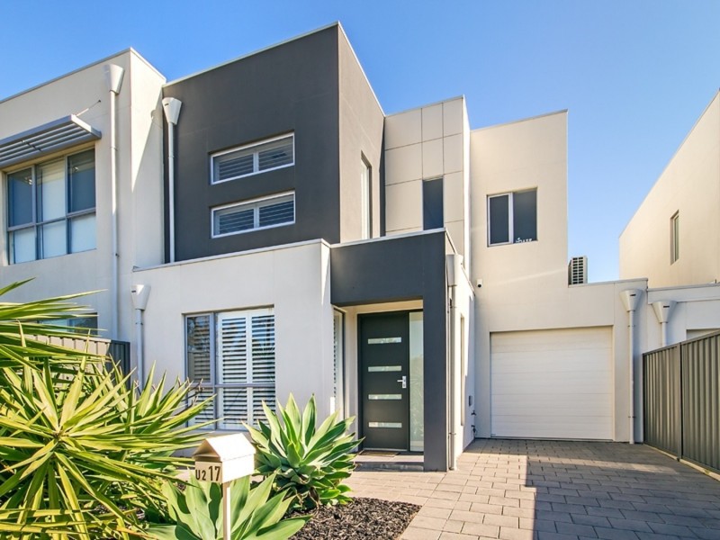 2/17 Salter Crescent, Port Noarlunga SA 5167