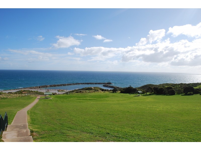 5 Swordsman Road, O’sullivan Beach SA 5166