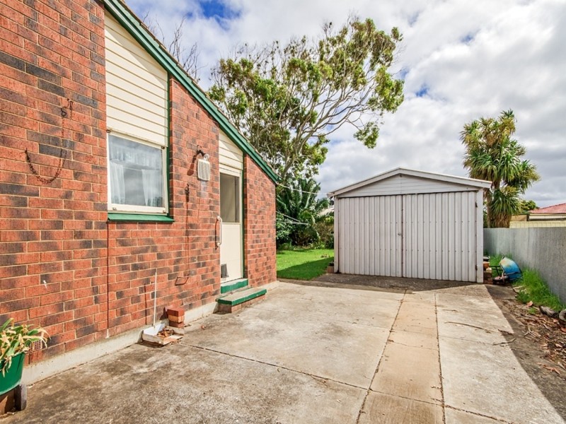 5 Swordsman Road, O’sullivan Beach SA 5166