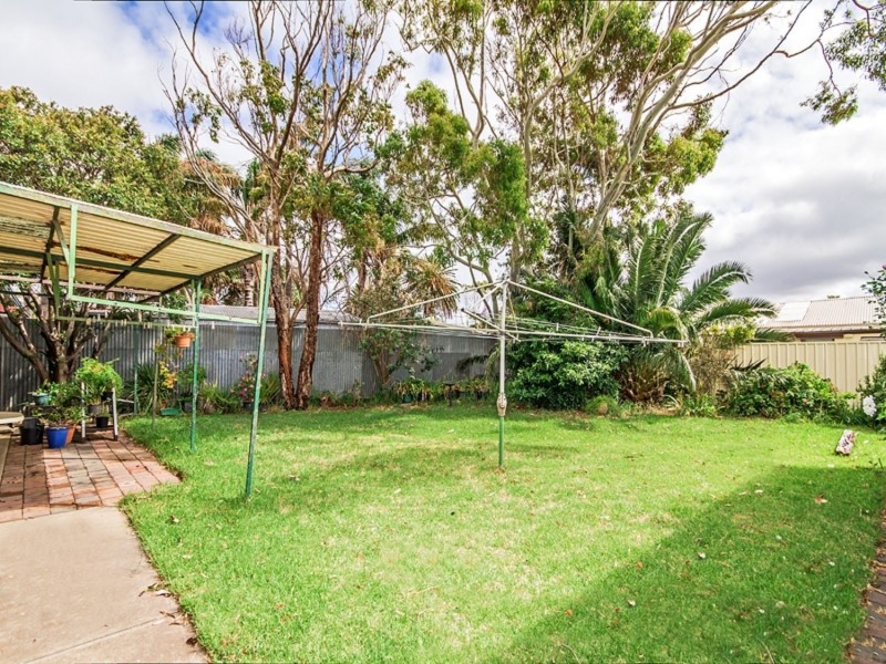 5 Swordsman Road, O’sullivan Beach SA 5166
