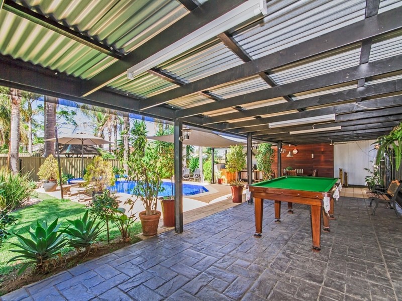 4 St Ives Way, Onkaparinga Hills SA 5163