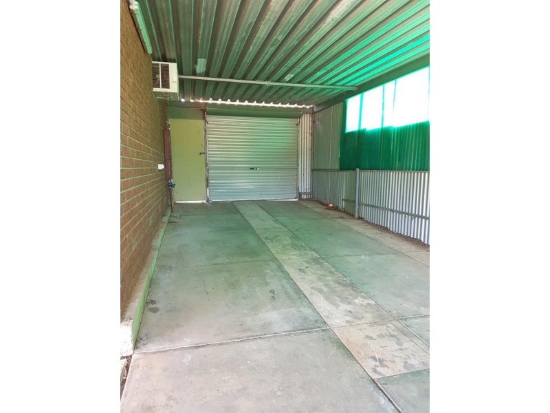 25 Hagen Crescent, Hackham West SA 5163