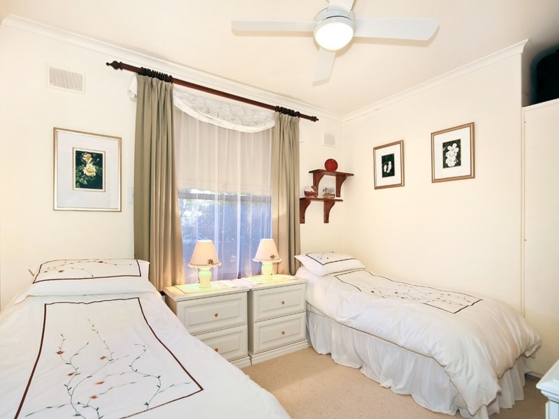 14 Genesta Street, Hallett Cove SA 5158