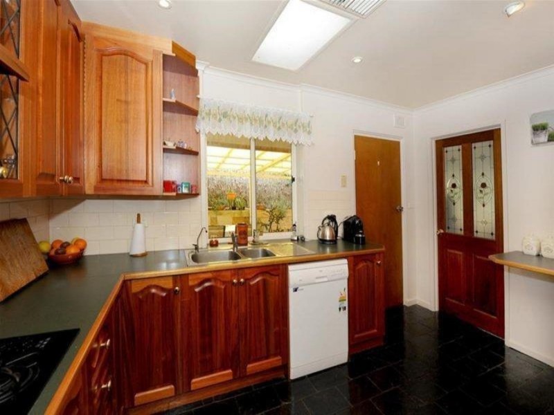 49 Fountain Valley Drive, Happy Valley SA 5159