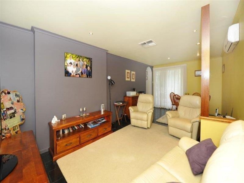 49 Fountain Valley Drive, Happy Valley SA 5159