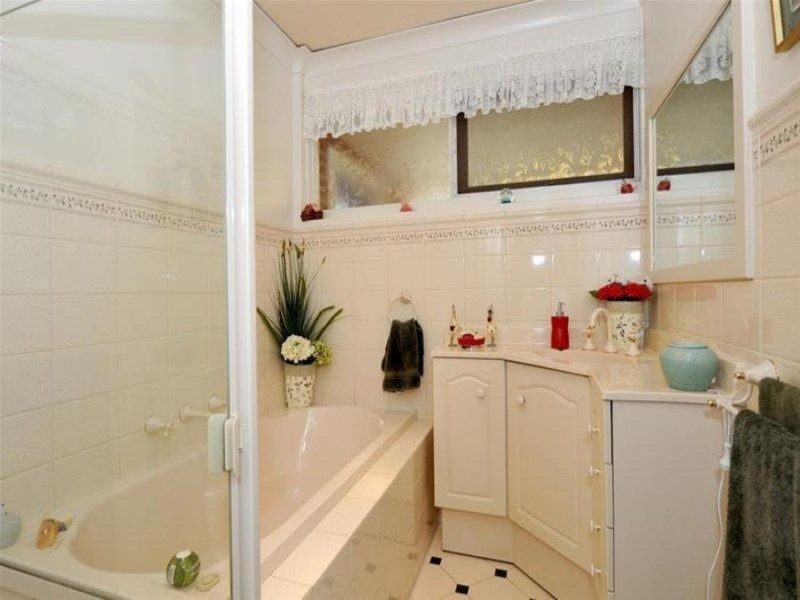 49 Fountain Valley Drive, Happy Valley SA 5159