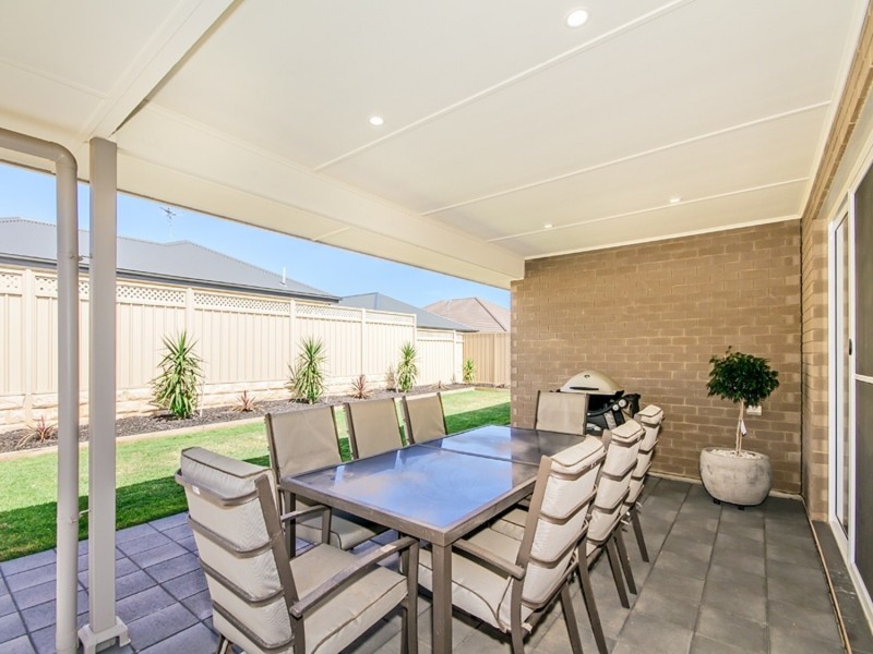 44 Cook Street, Seaford Meadows SA 5169