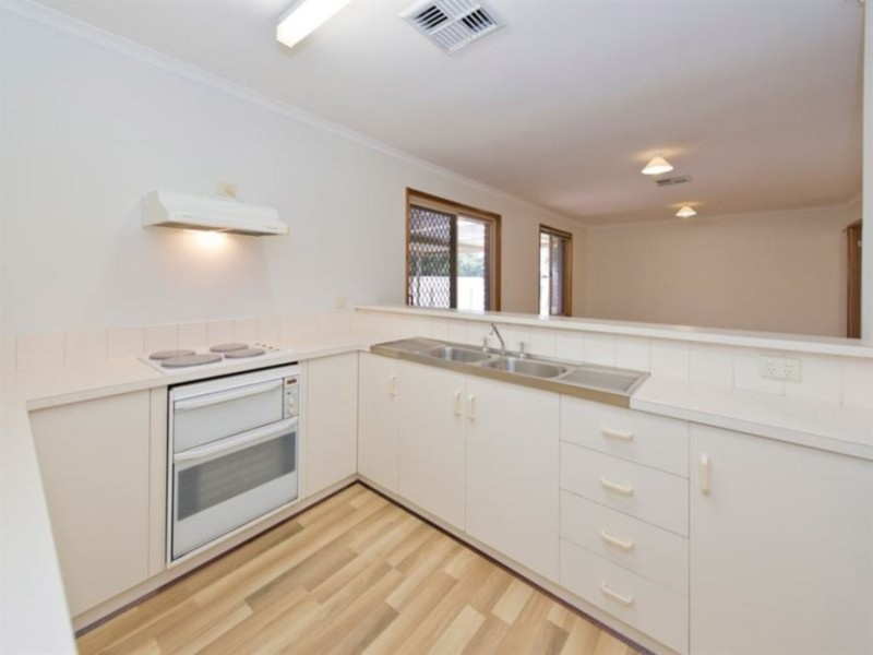 *27 Endeavour Drive, Seaford Rise SA 5169