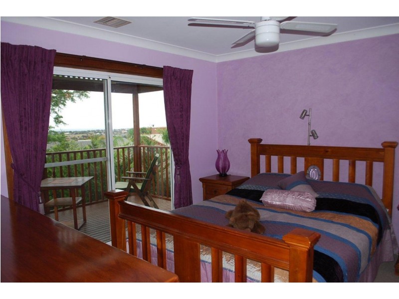 8 Darwendale Street, Huntfield Heights SA 5163