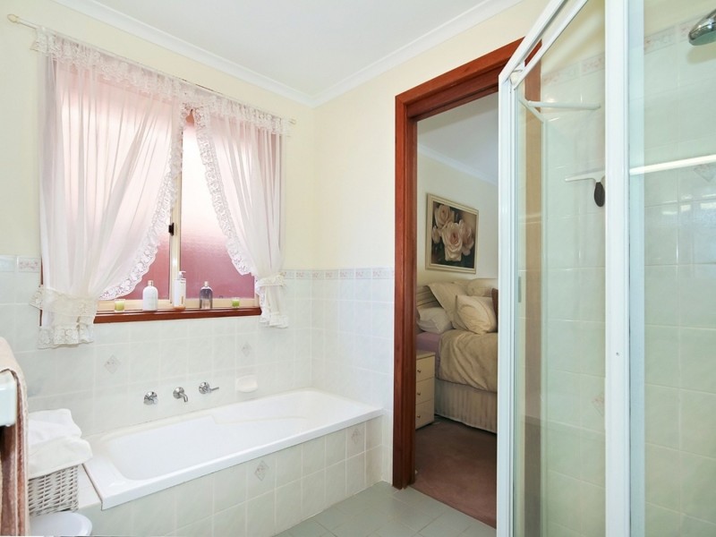 9 Gabriella Victoria Avenue, Woodcroft SA 5162