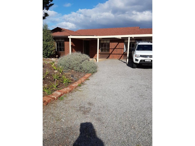 18 Woocalla Street, O’sullivan Beach SA 5166