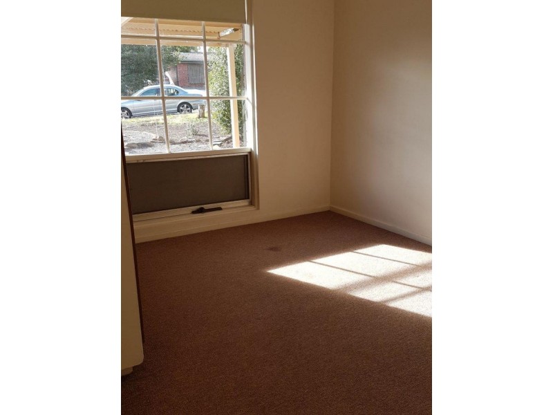 18 Woocalla Street, O’sullivan Beach SA 5166