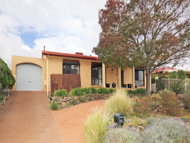 24 Darwendale Street, Huntfield Heights SA 5163