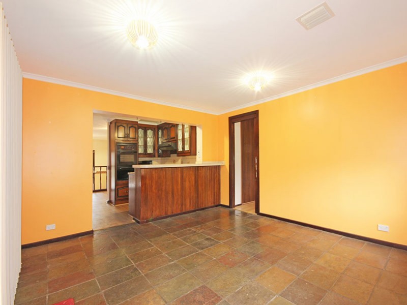 24 Darwendale Street, Huntfield Heights SA 5163