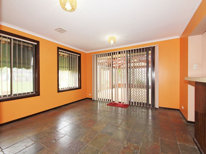 24 Darwendale Street, Huntfield Heights SA 5163