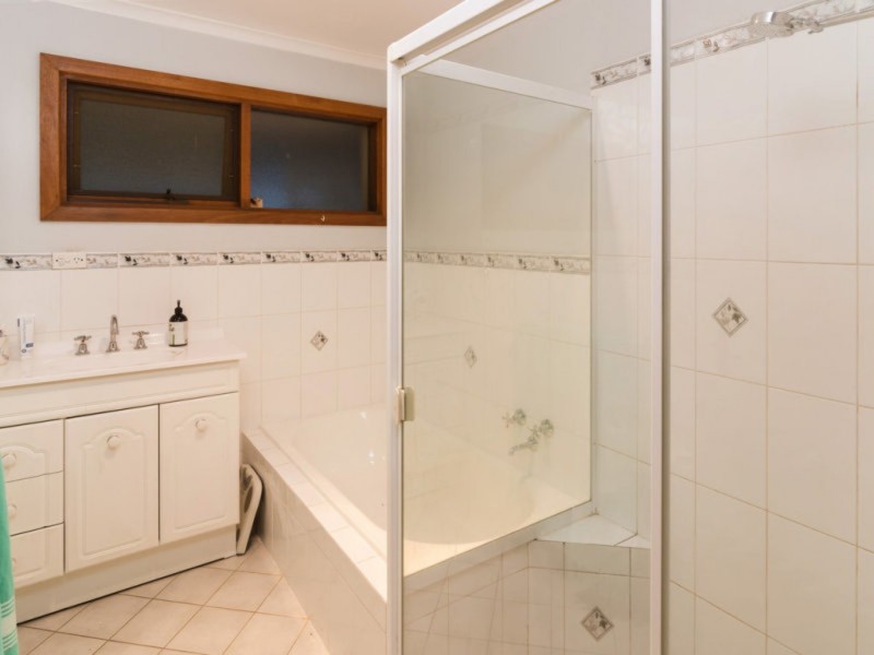 32 Kondopaninga Road, Meadows SA 5201