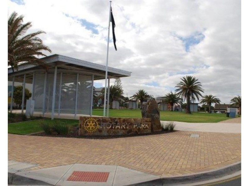 1/50 Esplanade, Christies Beach SA 5165