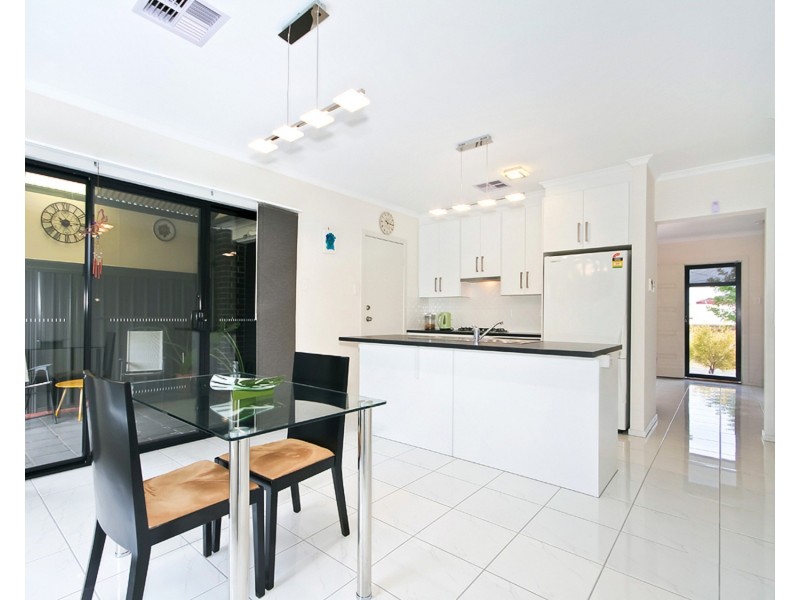 16B Hooper Place, Christies Beach SA 5165