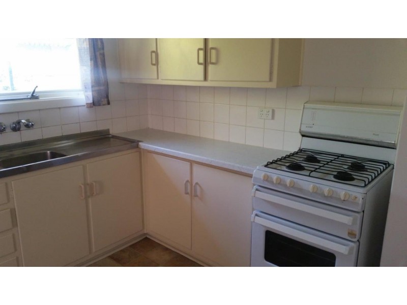 7 Donald Crescent, Christie Downs SA 5164