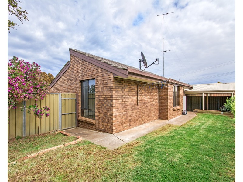 2/4 Old Honeypot Road, Port Noarlunga SA 5167