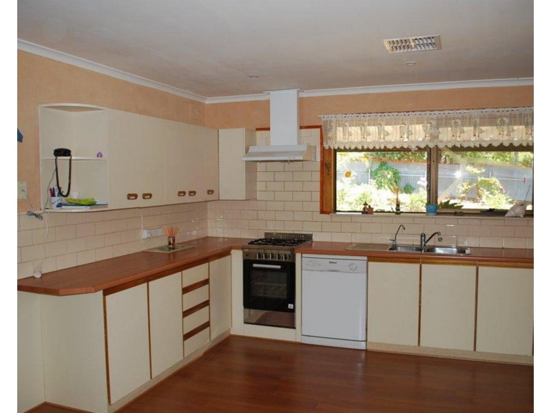 19 Loman Street, Morphett Vale SA 5162