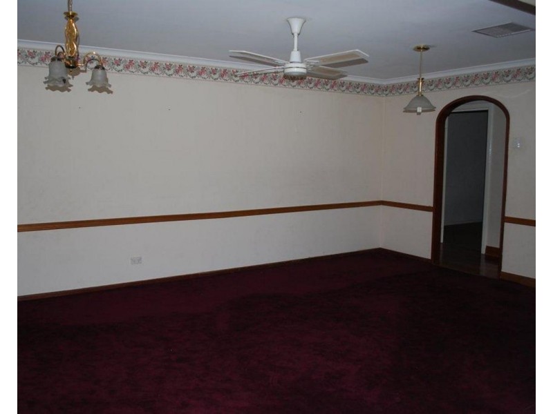 19 Loman Street, Morphett Vale SA 5162