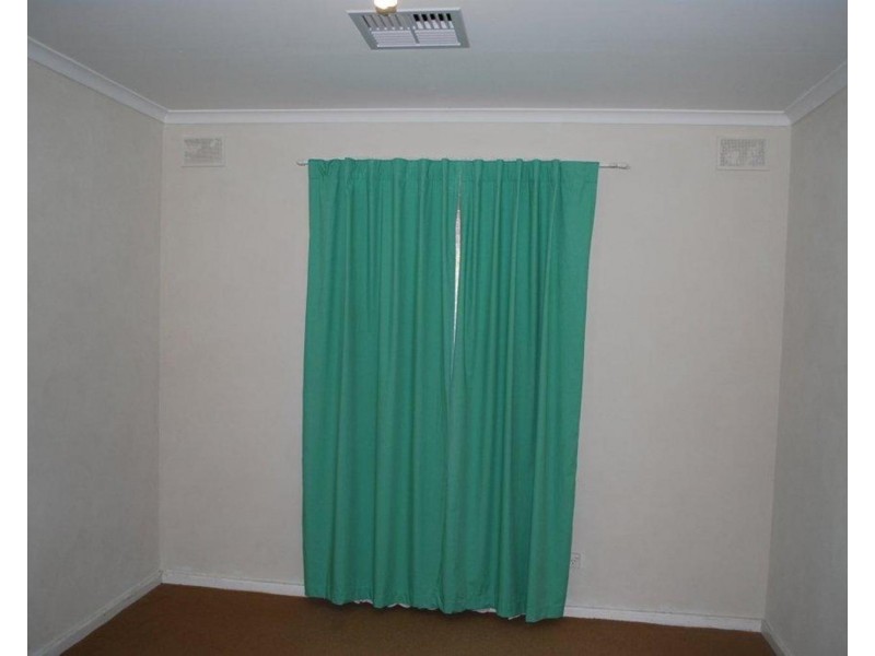 19 Loman Street, Morphett Vale SA 5162