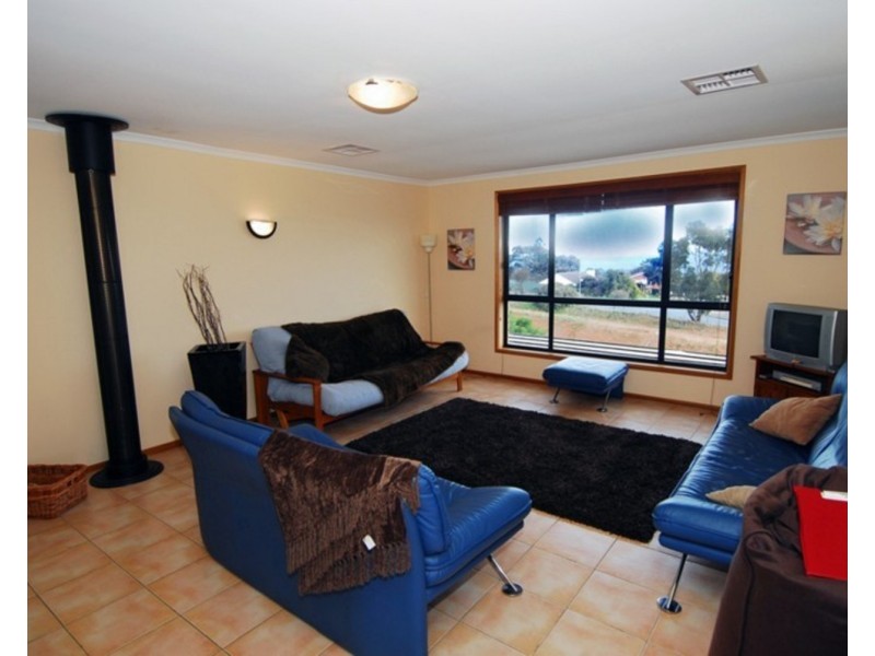 4 Cadna Street, Hallett Cove SA 5158