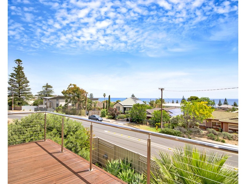 32 Roy Terrace, Christies Beach SA 5165