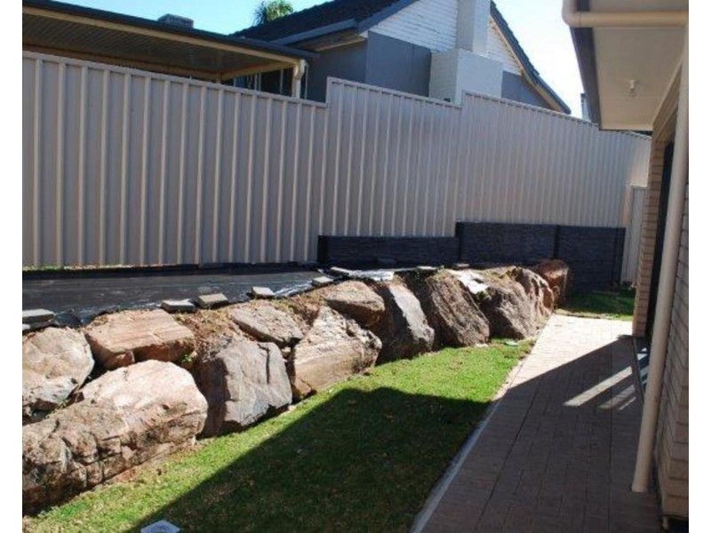 8 Saxon Avenue, Christies Beach SA 5165