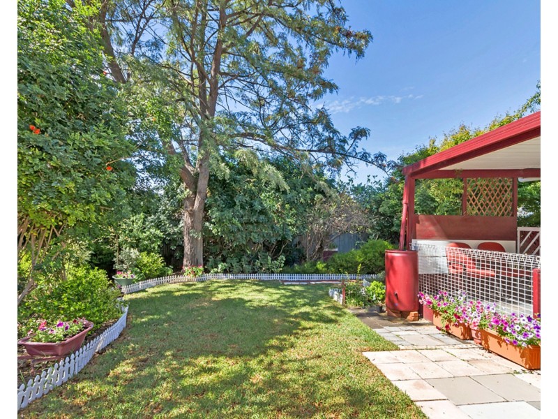 17 Julian Street, Christie Downs SA 5164