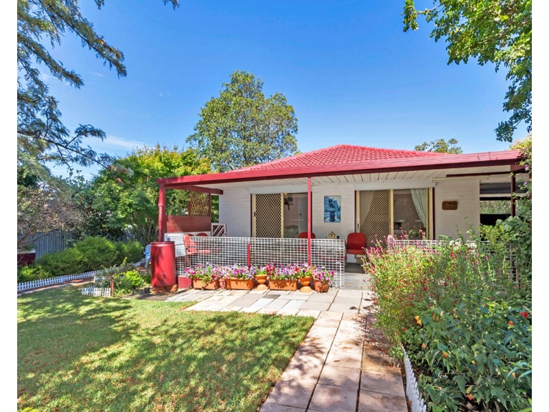 17 Julian Street, Christie Downs SA 5164