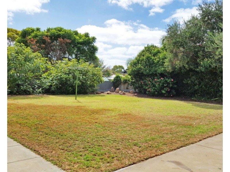 26 Holman Road, Christie Downs SA 5164