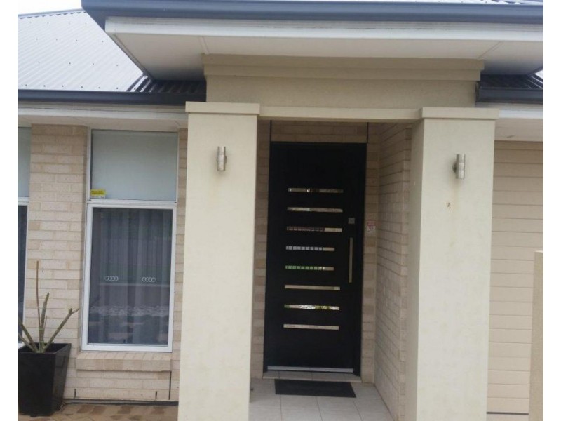 2 Deemster Avenue, Christies Beach SA 5165