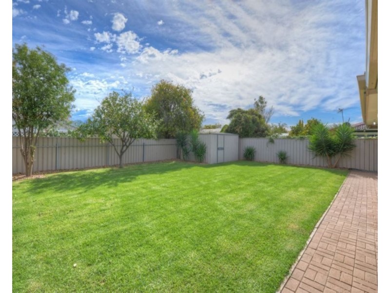 27 Endeavour Drive, Seaford Rise SA 5169