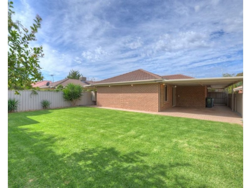 27 Endeavour Drive, Seaford Rise SA 5169