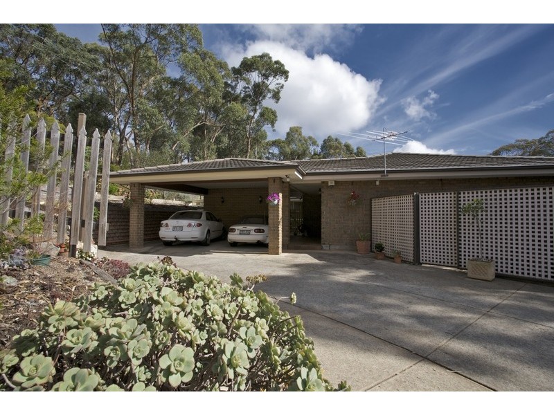 1 Greenglade Road, Belair SA 5052